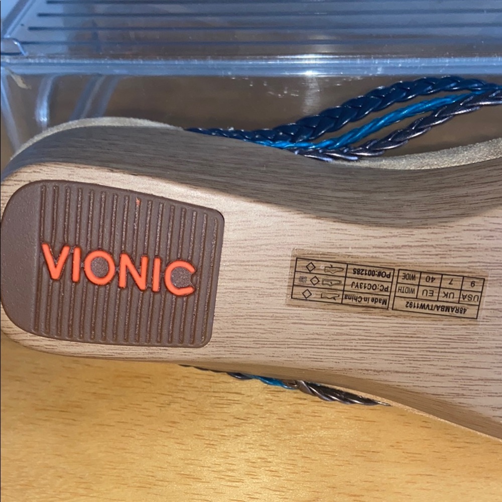 Vionic Women's sz9 Blue and Silver Wedge Sandals - Picture 2 of 5